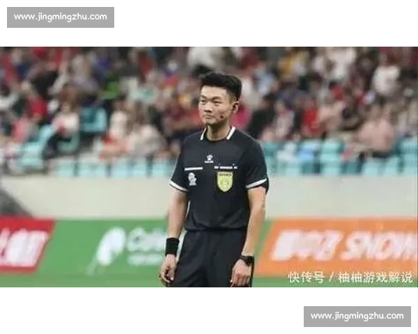 苏超铁哨柔情:高颜值裁判陆爽的微笑执法哲学 苏超铁哨柔情:高颜值裁判陆爽的微笑执法哲学